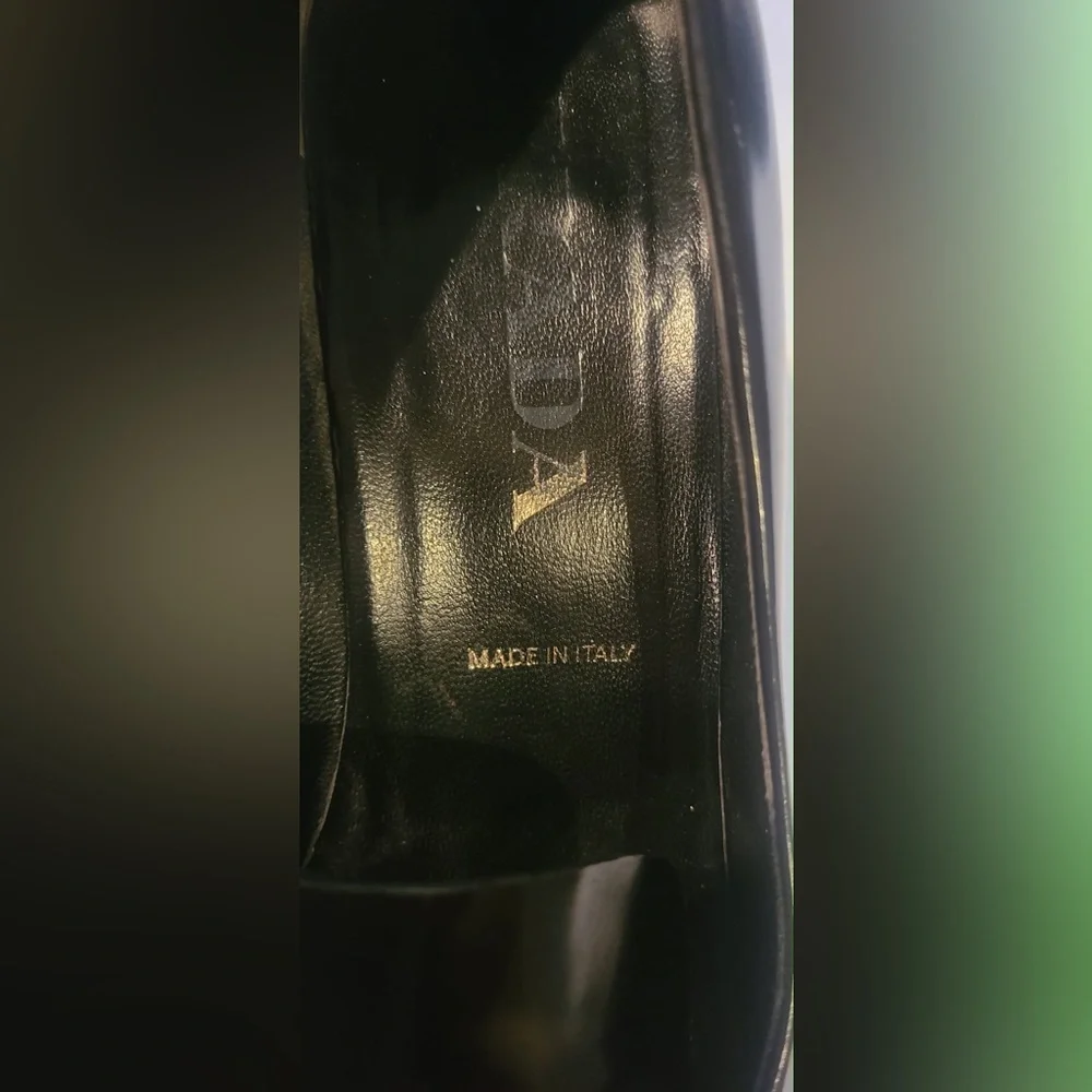 Elegant vintage Prada  Black Women's Heels